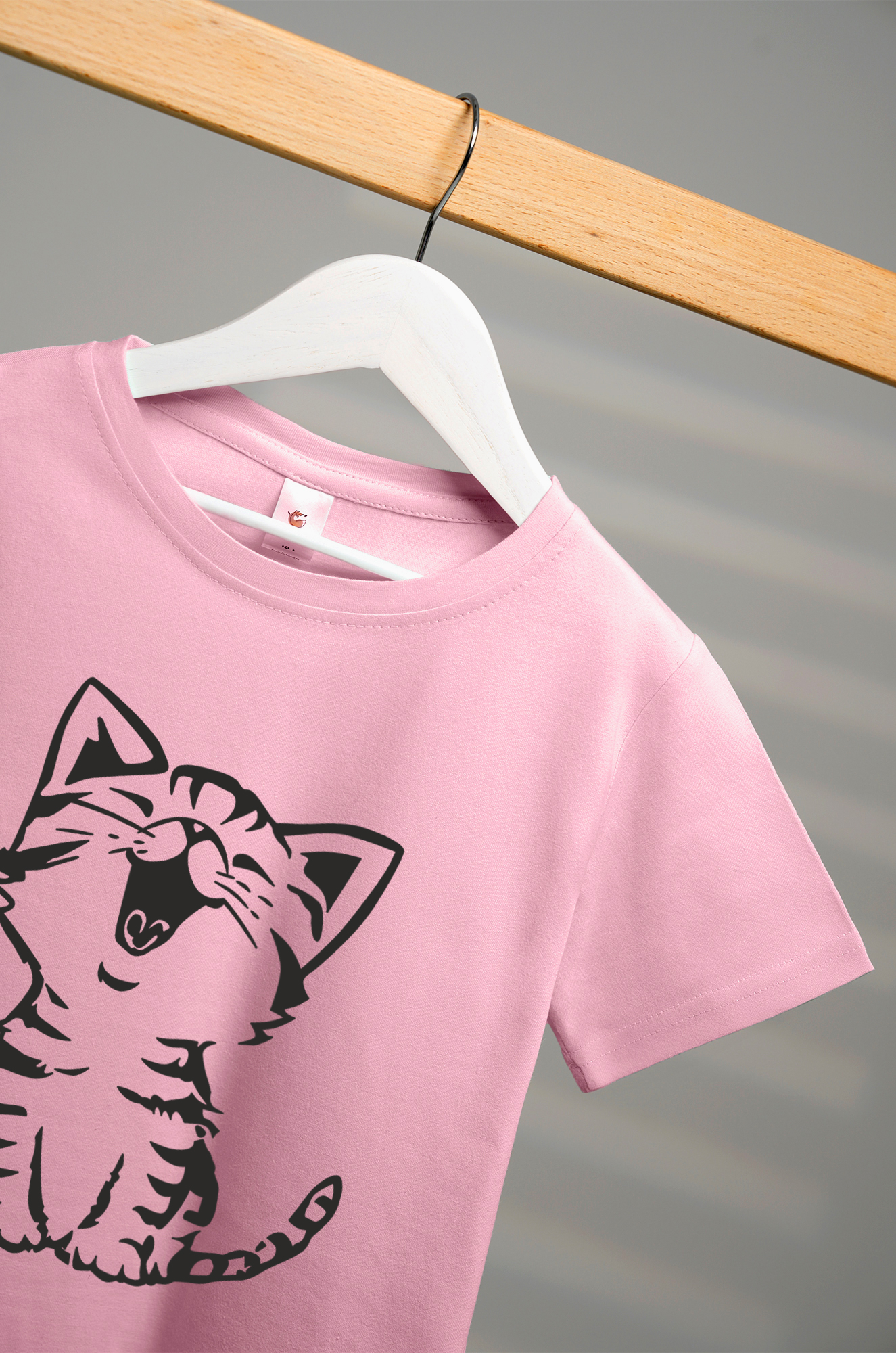 Женская футболка Happy Fox